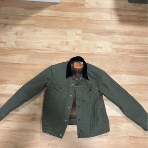 Levi’s denim jacket with corduroy collar.